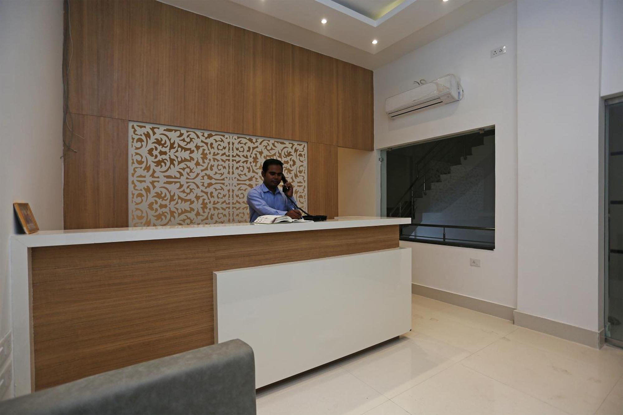 Hotel O Victoria Royal Puri Buitenkant foto