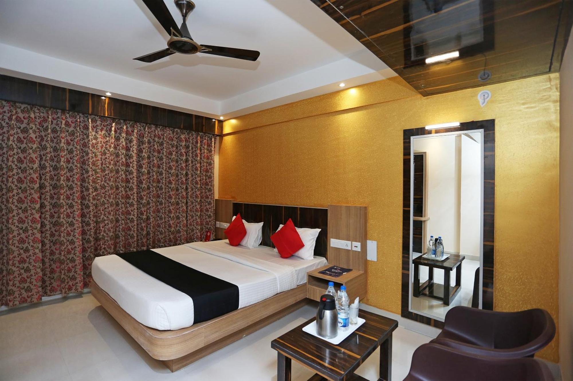 Hotel O Victoria Royal Puri Buitenkant foto